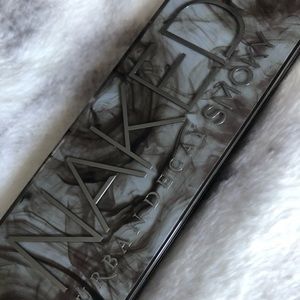 Urban Decay Naked Smoky Palette